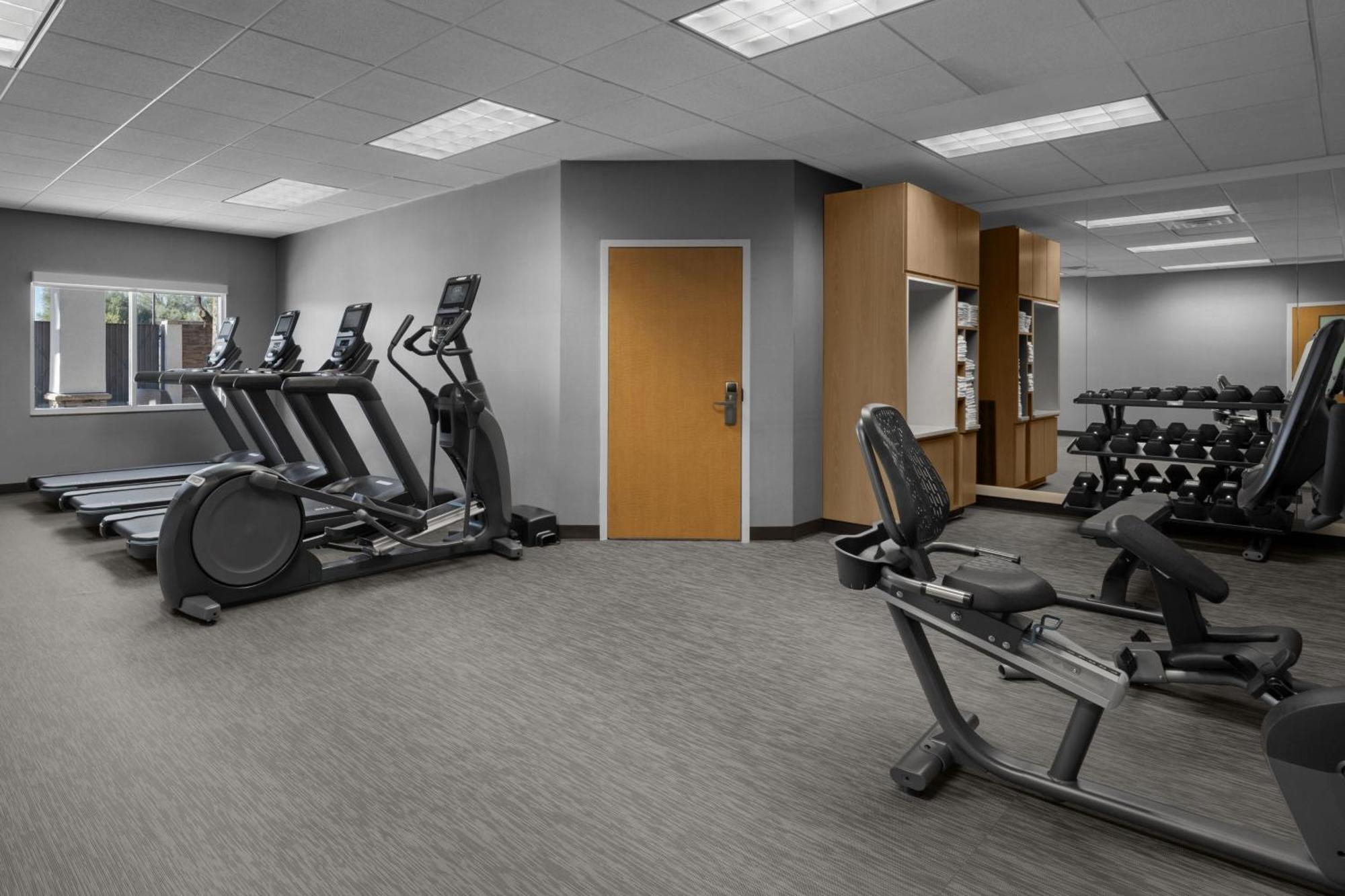 Courtyard By Marriott Phoenix West/Avondale Extérieur photo